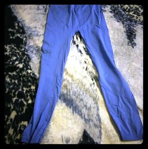 Blue leggings